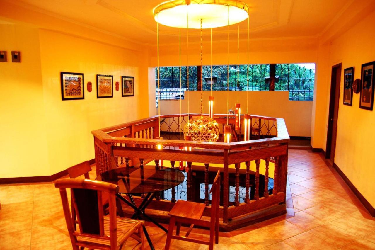 Centro Mactan Suites Lapu-Lapu City Esterno foto